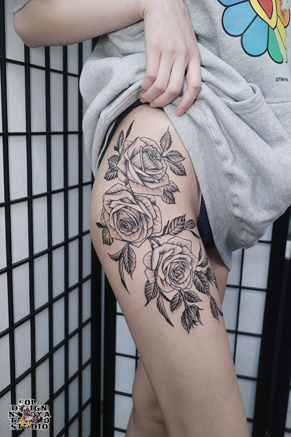 名古屋　タトゥー　女性